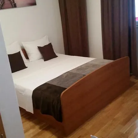 Apartment Apartman Lavanda